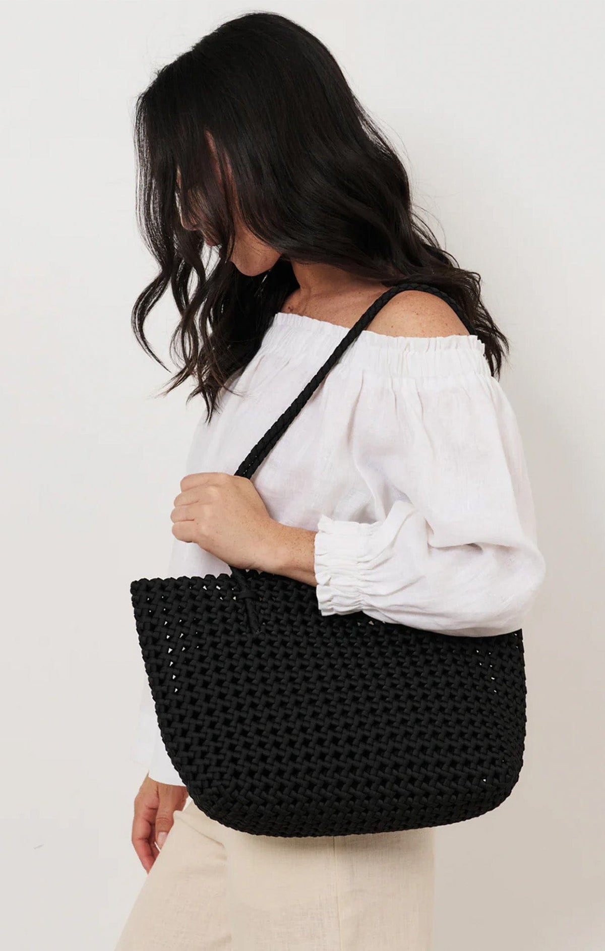 Bags OS / BLACK MERRIN WOVEN SATIN TOTE IN BLACK
