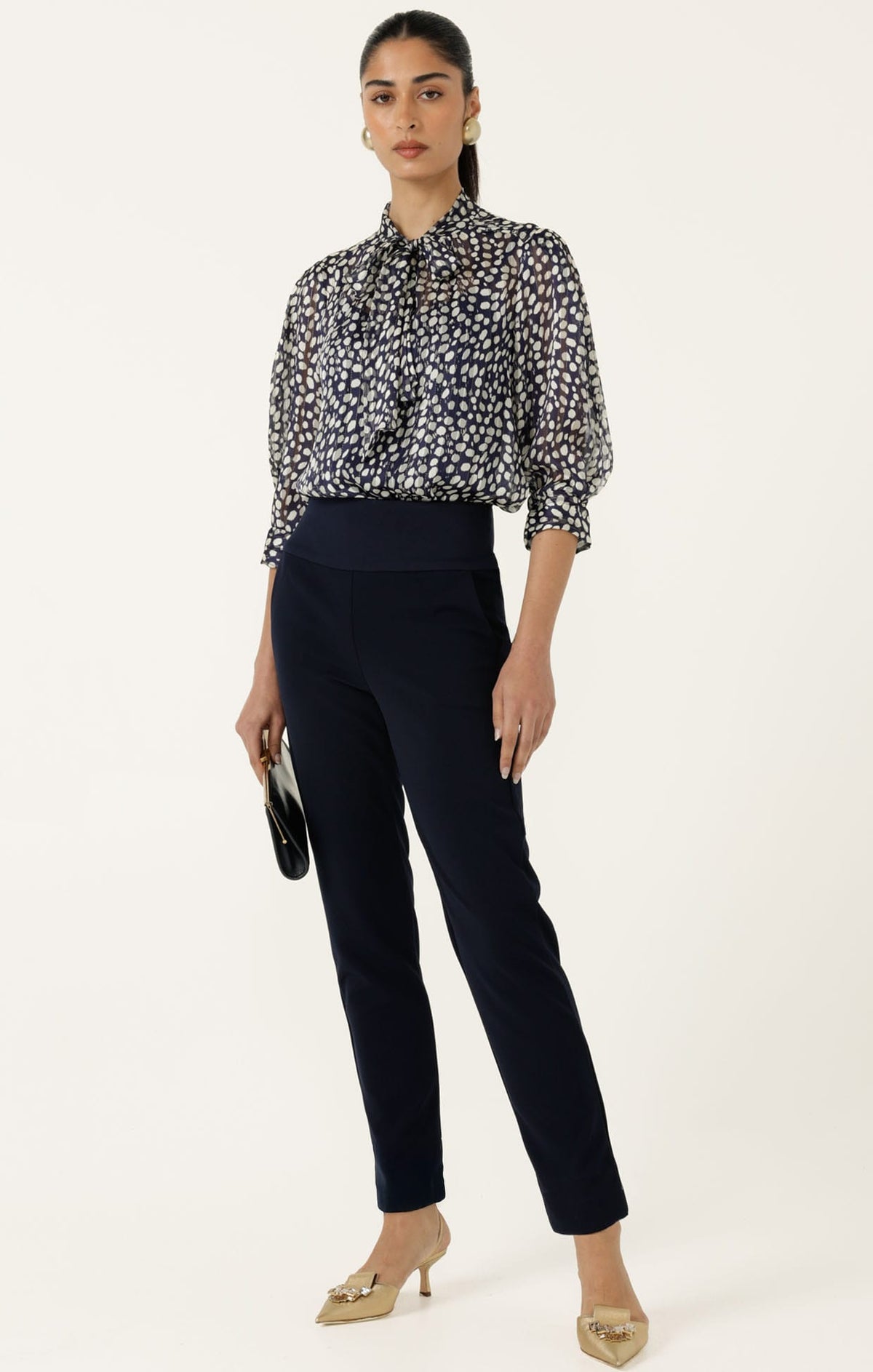 Pants Multi Occasion TAPERED LEG PANT IN NAVY