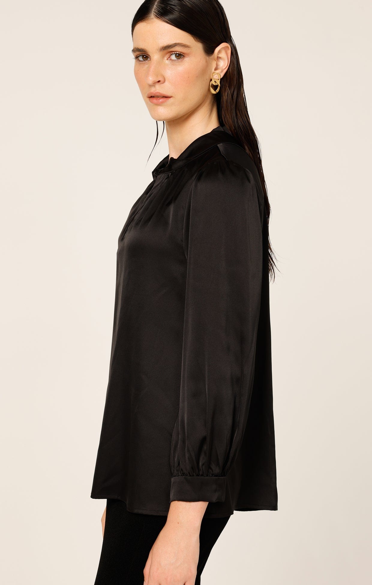 Tops Multi Occasion HATCHIE BLOUSE IN BLACK