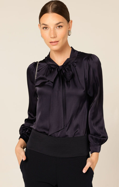 Tops Multi Occasion HATCHIE BLOUSE IN NAVY