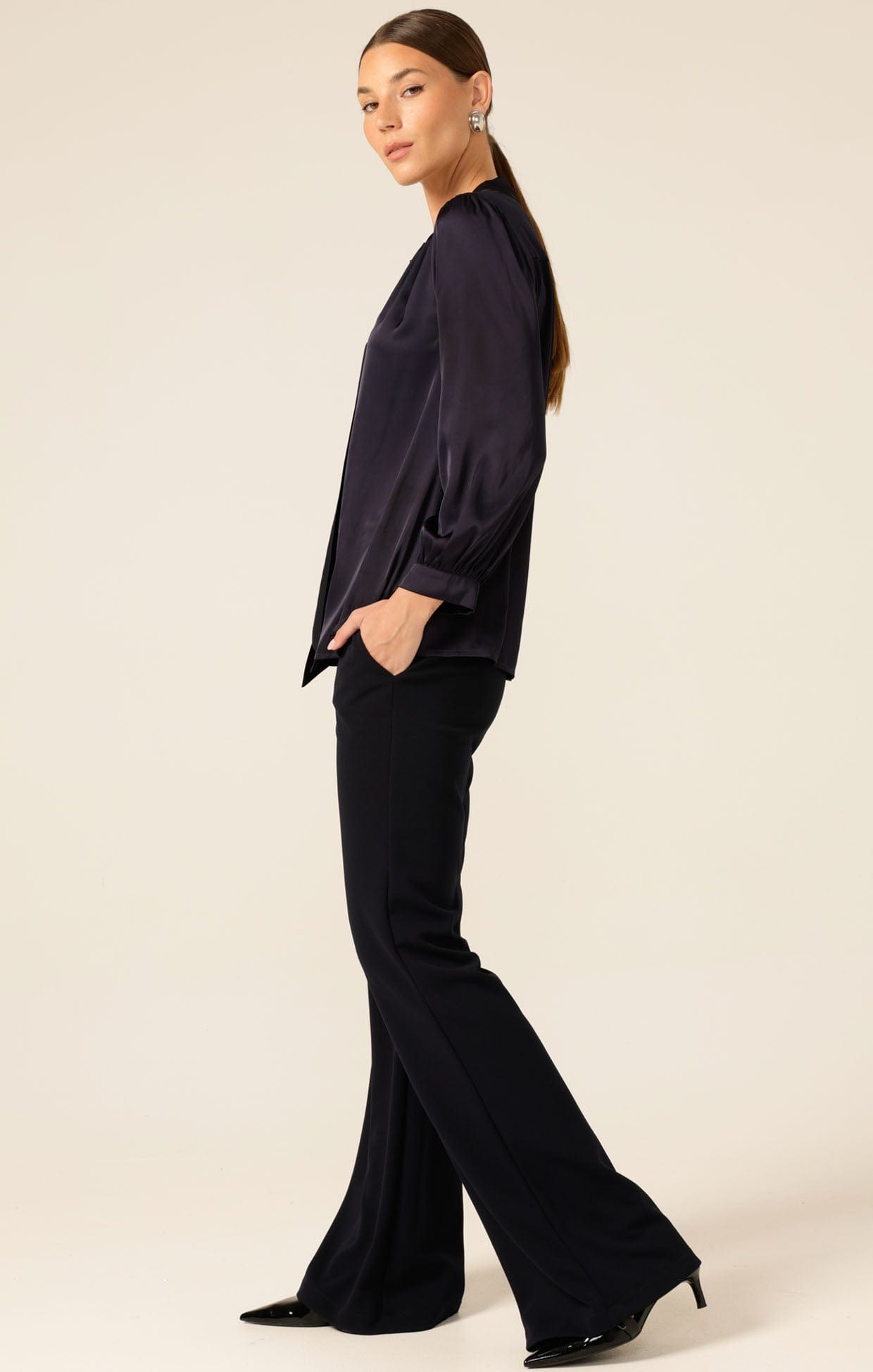 Tops Multi Occasion HATCHIE BLOUSE IN NAVY