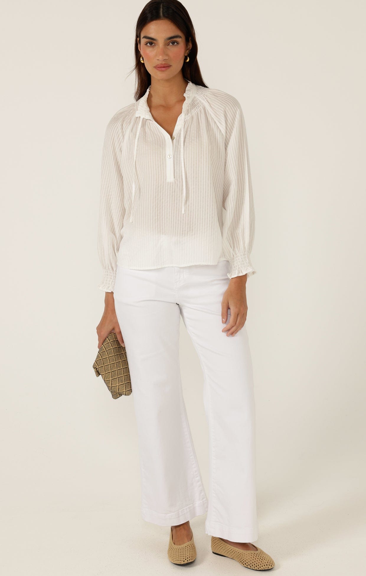 Tops JUST CHILLIN TOP IN WHITE