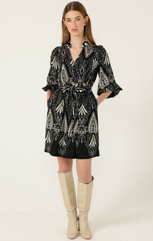 Dresses KIRRA SHIFT DRESS IN BLACK CREAM