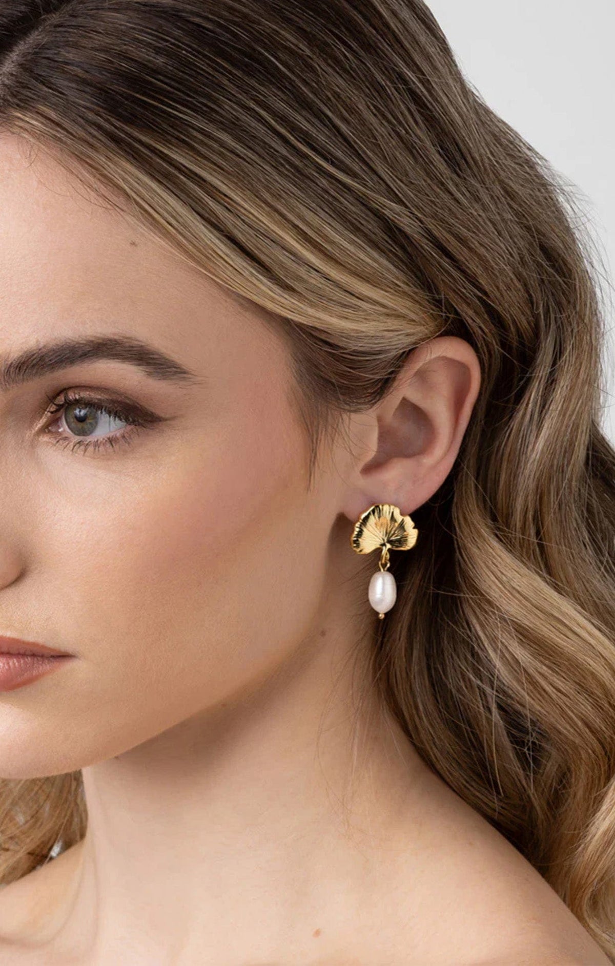 Earrings OS / GOLD PEARL SIERRA PEARL EARRING IN GOLD