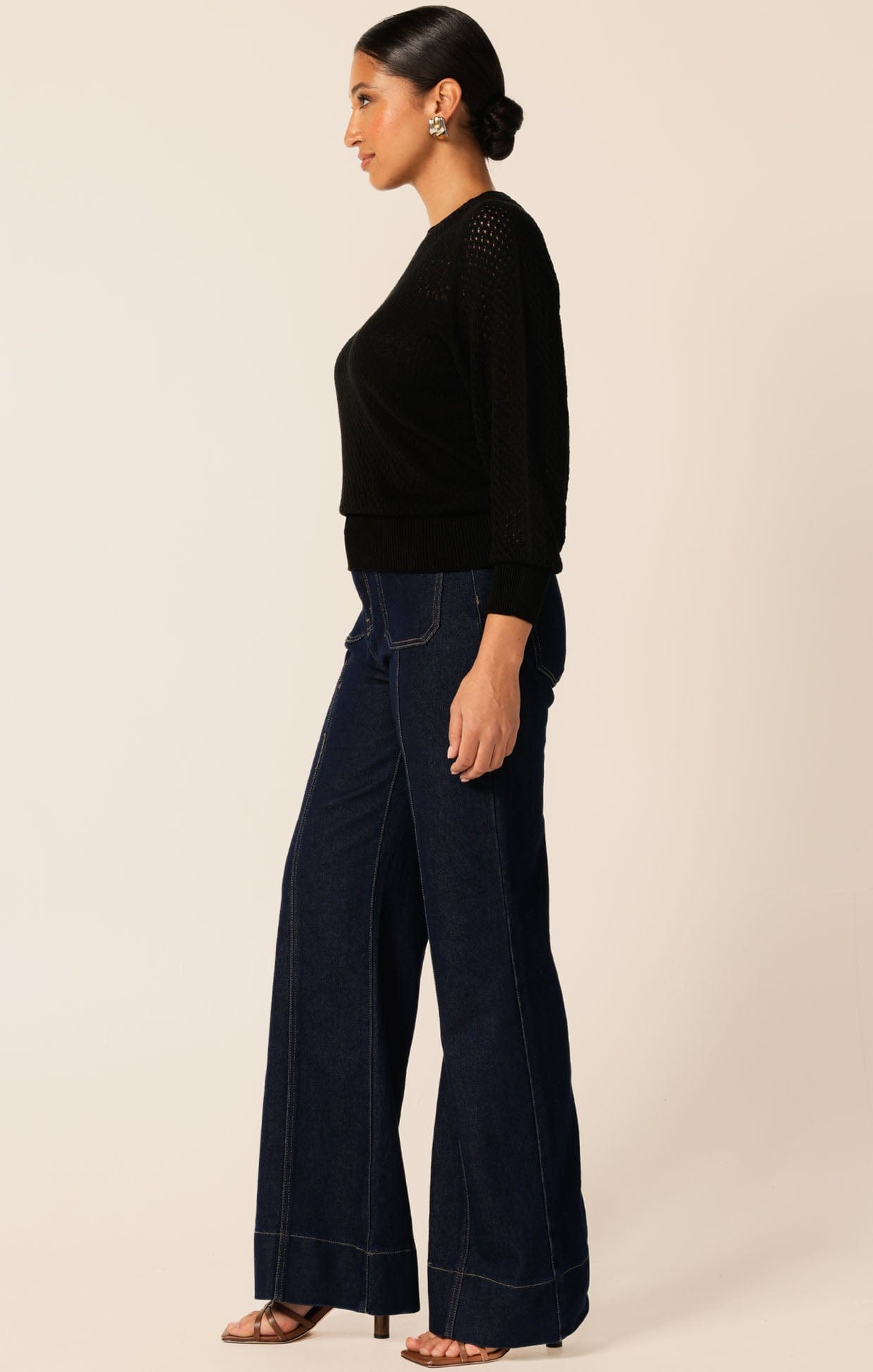 Knitwear LONG SLEEVE RIPPLE KNIT TOP IN BLACK