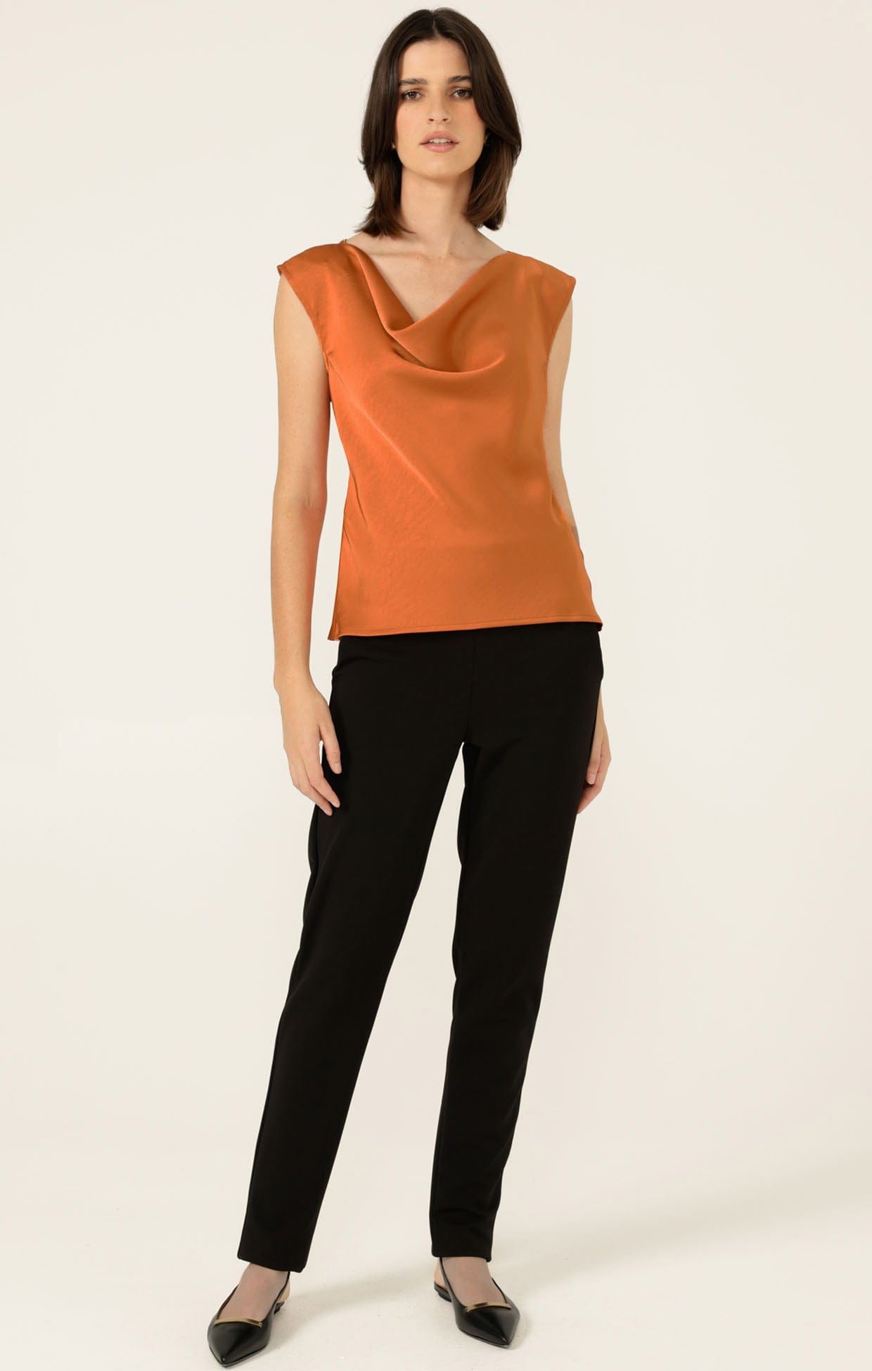 Pants Multi Occasion TAPERED LEG PANT IN BLACK