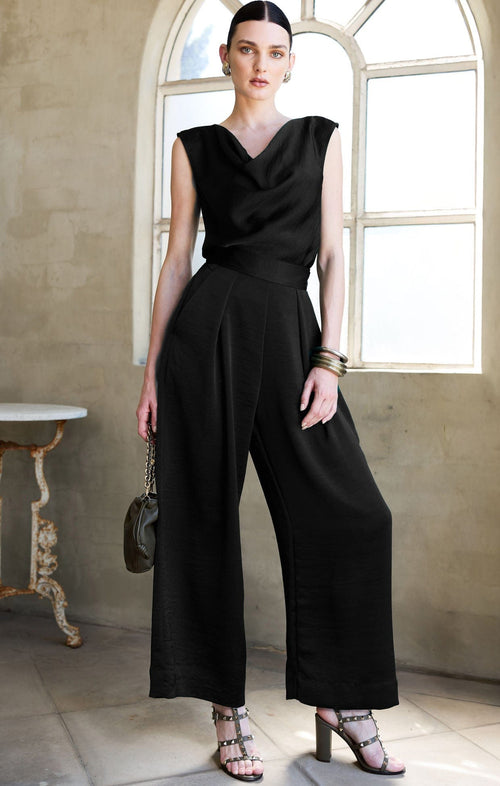 Pants LUXE PLEATED TROUSER IN BLACK