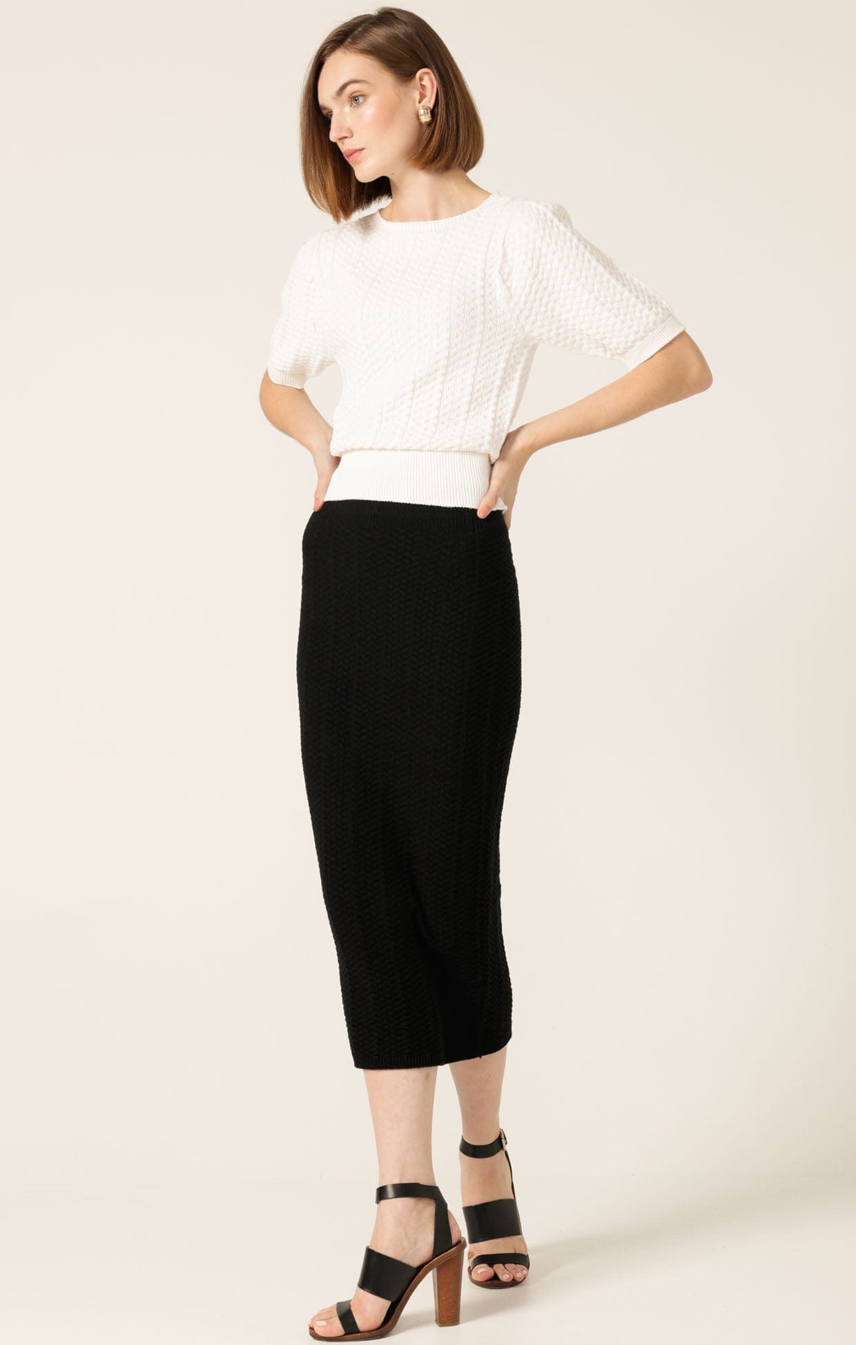 Knitwear SHORT SLEEVE CHEVRON KNIT TOP IN IVORY