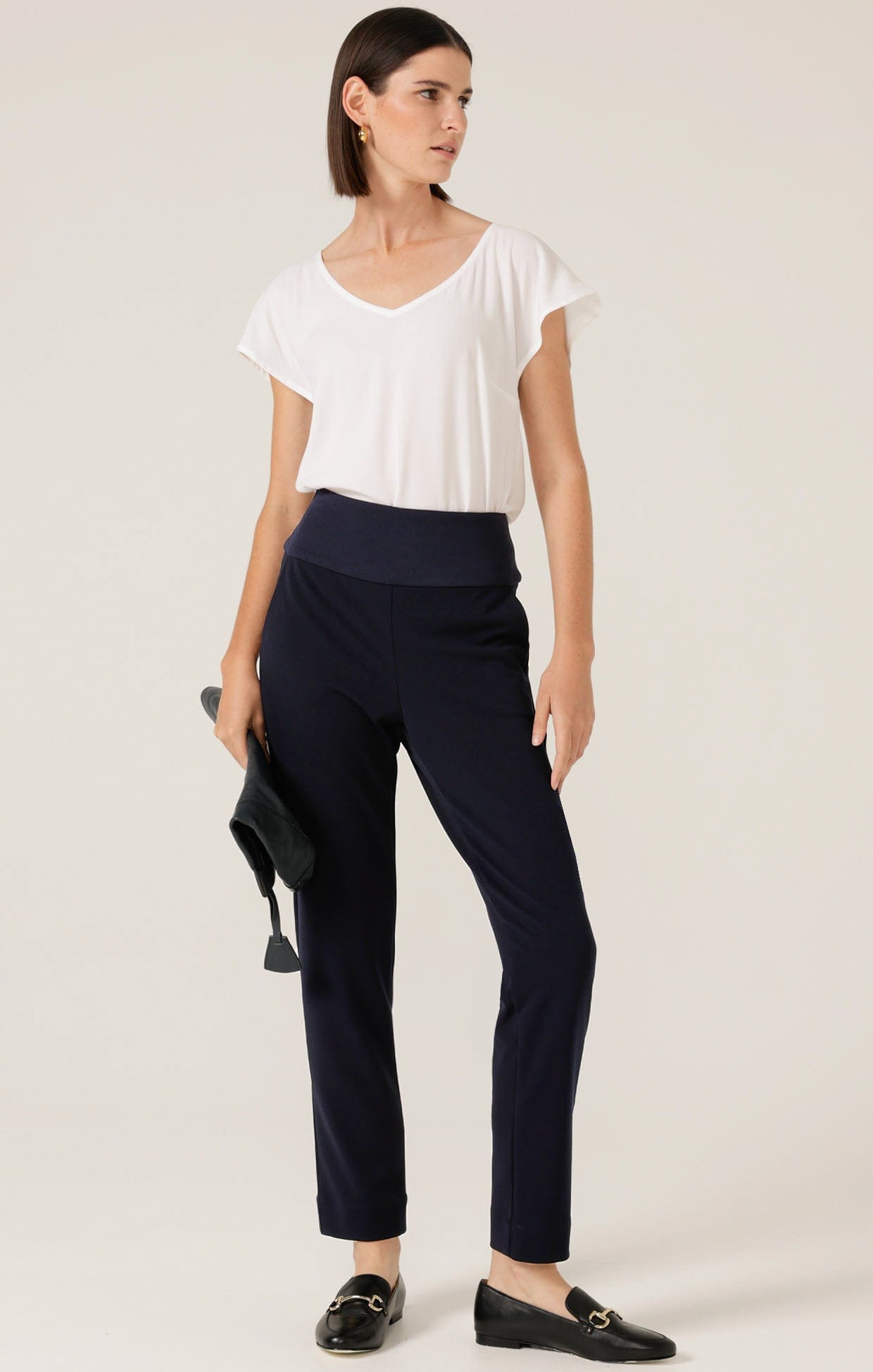 Pants Multi Occasion TAPERED LEG PANT IN NAVY
