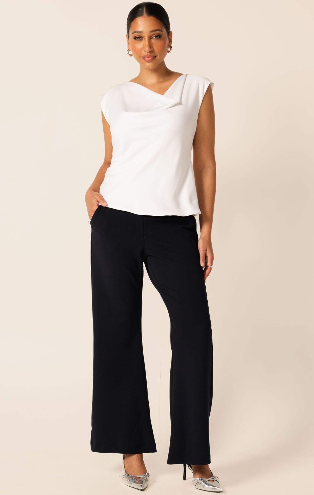 Pants Multi Occasion CLASSIC TROUSER IN NAVY