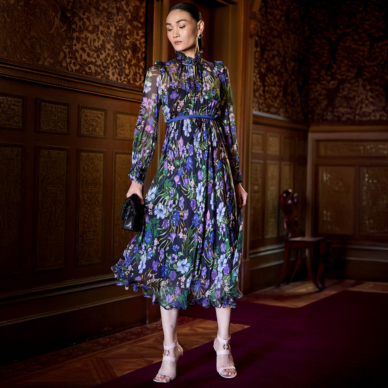 How to Dress for Winter Racing with Warmth and Sophistication