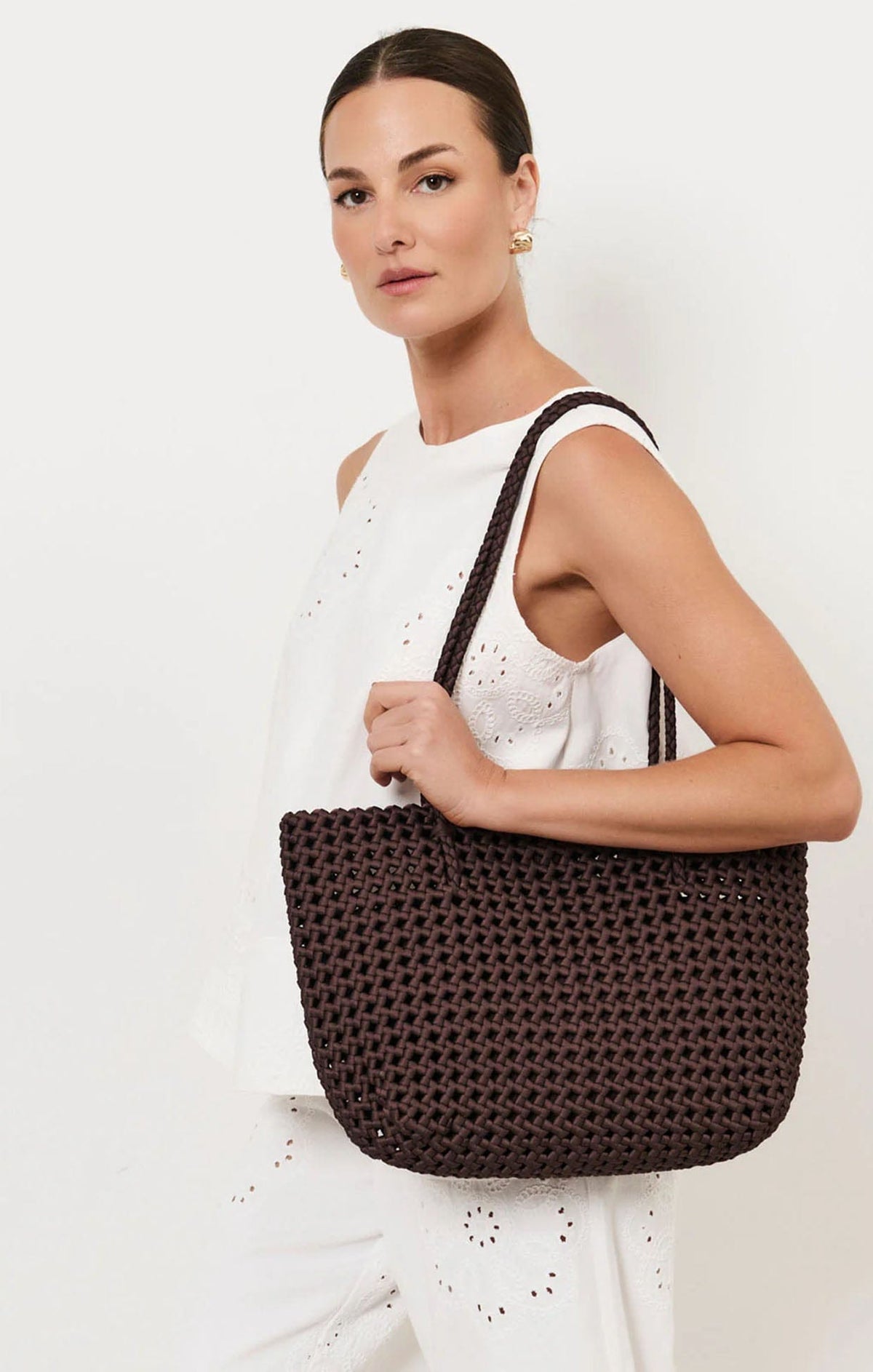 Bags OS / CHOCOLATE MERRIN WOVEN SATIN TOTE IN CHOCOLATE