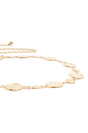 ACCESSORIES Belts OS / GOLD TEXTURED METAL DISC CHAIN BELT IN GOLD