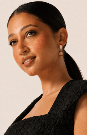 Earrings OS / AMBER ARABELLA DROP EARRINGS IN CRYSTAL AMBER