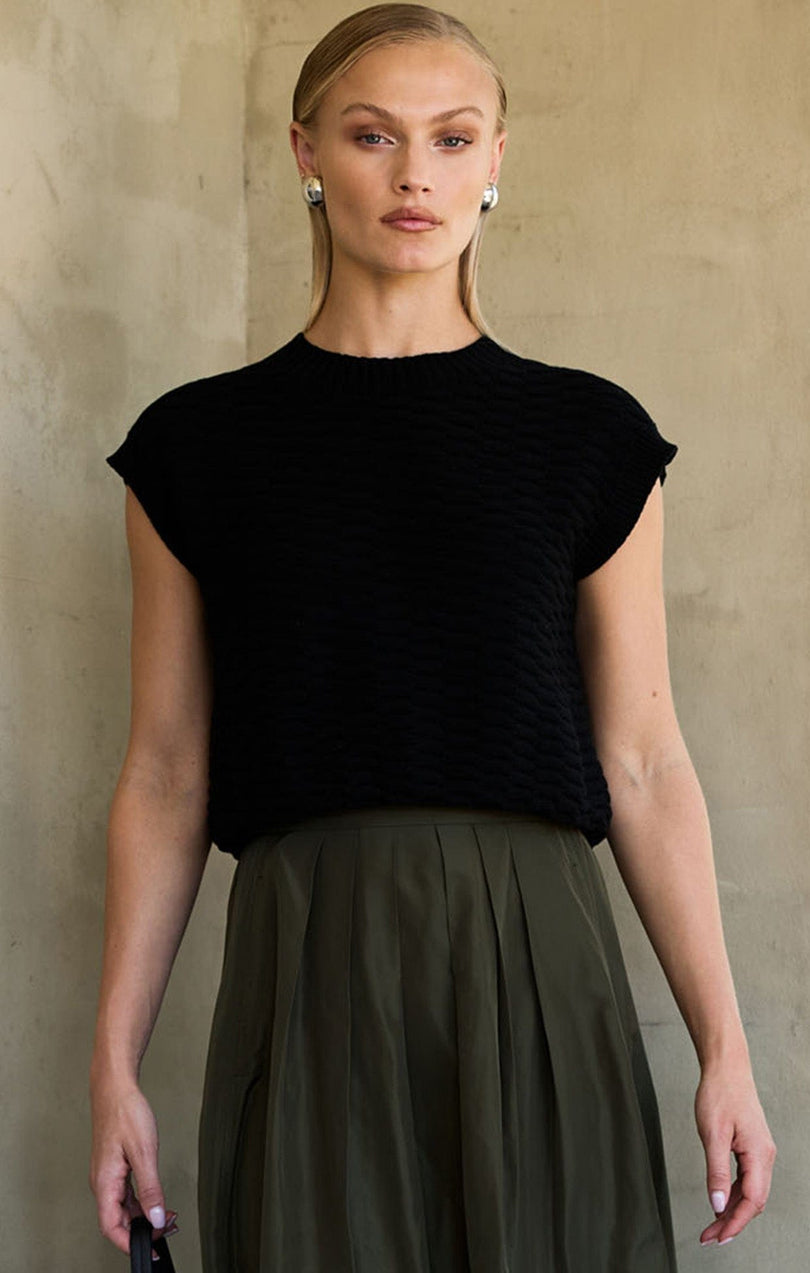 Knitwear BUBBLE KNIT TOP IN BLACK