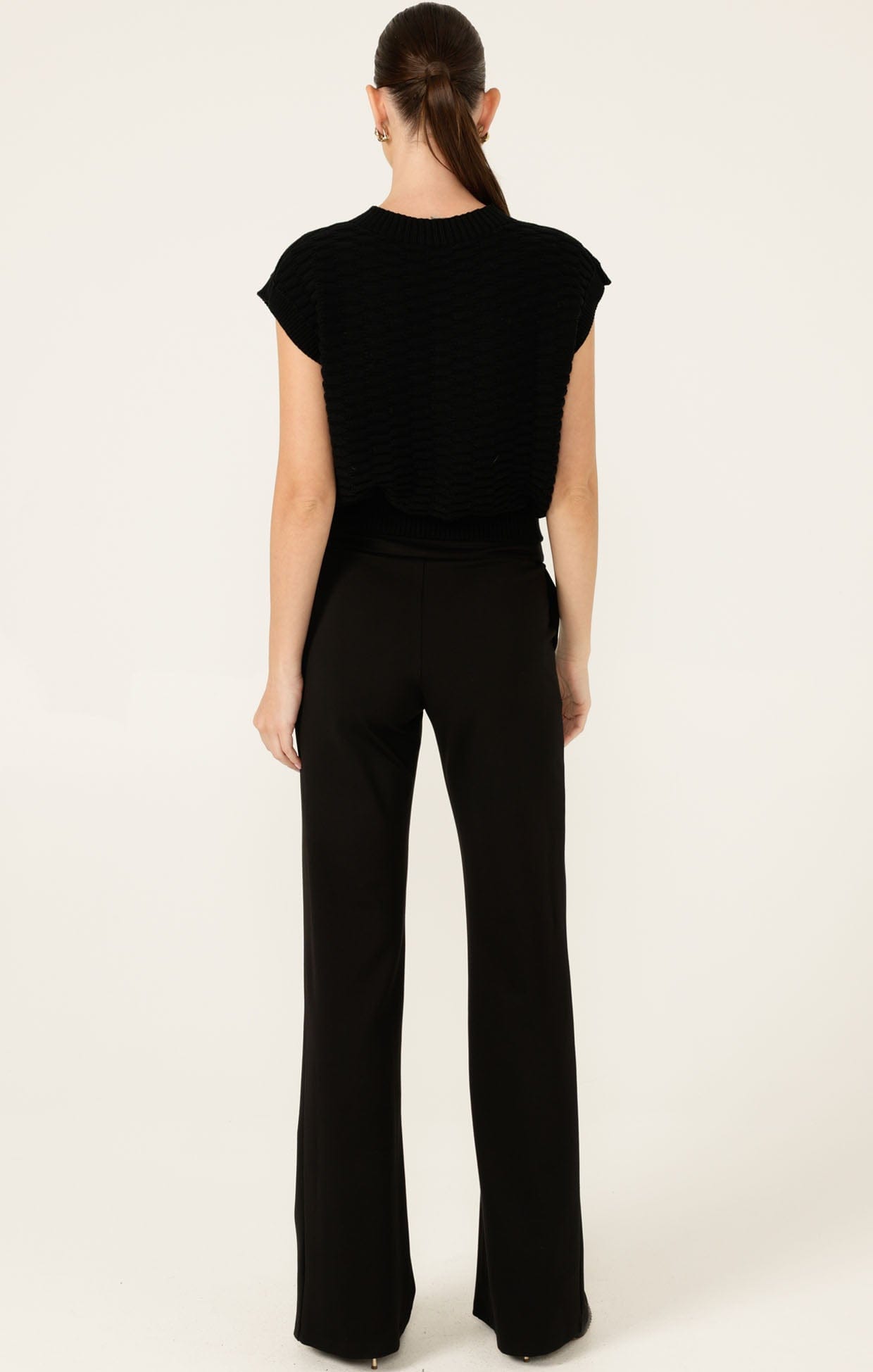 Knitwear BUBBLE KNIT TOP IN BLACK