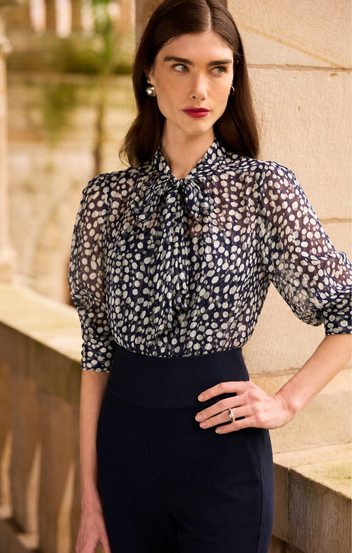 Tops Multi Occasion GABRIELLE BLOUSE IN NAVY
