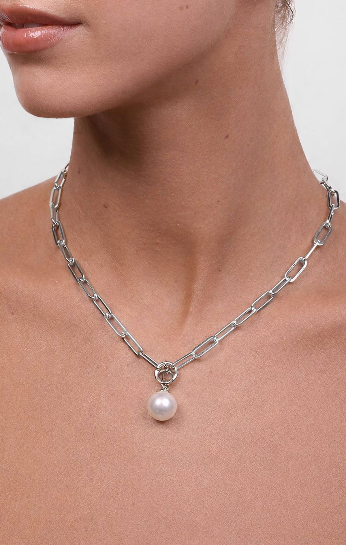 Necklaces OS / SILVER HAYLEY PEARL NECKLACE IN SILVER
