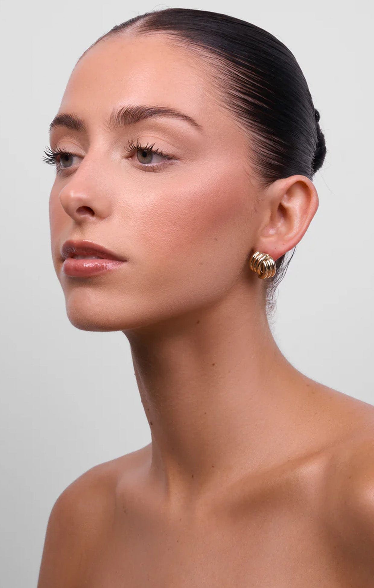 Earrings OS / GOLD WILLA EARRING IN GOLD