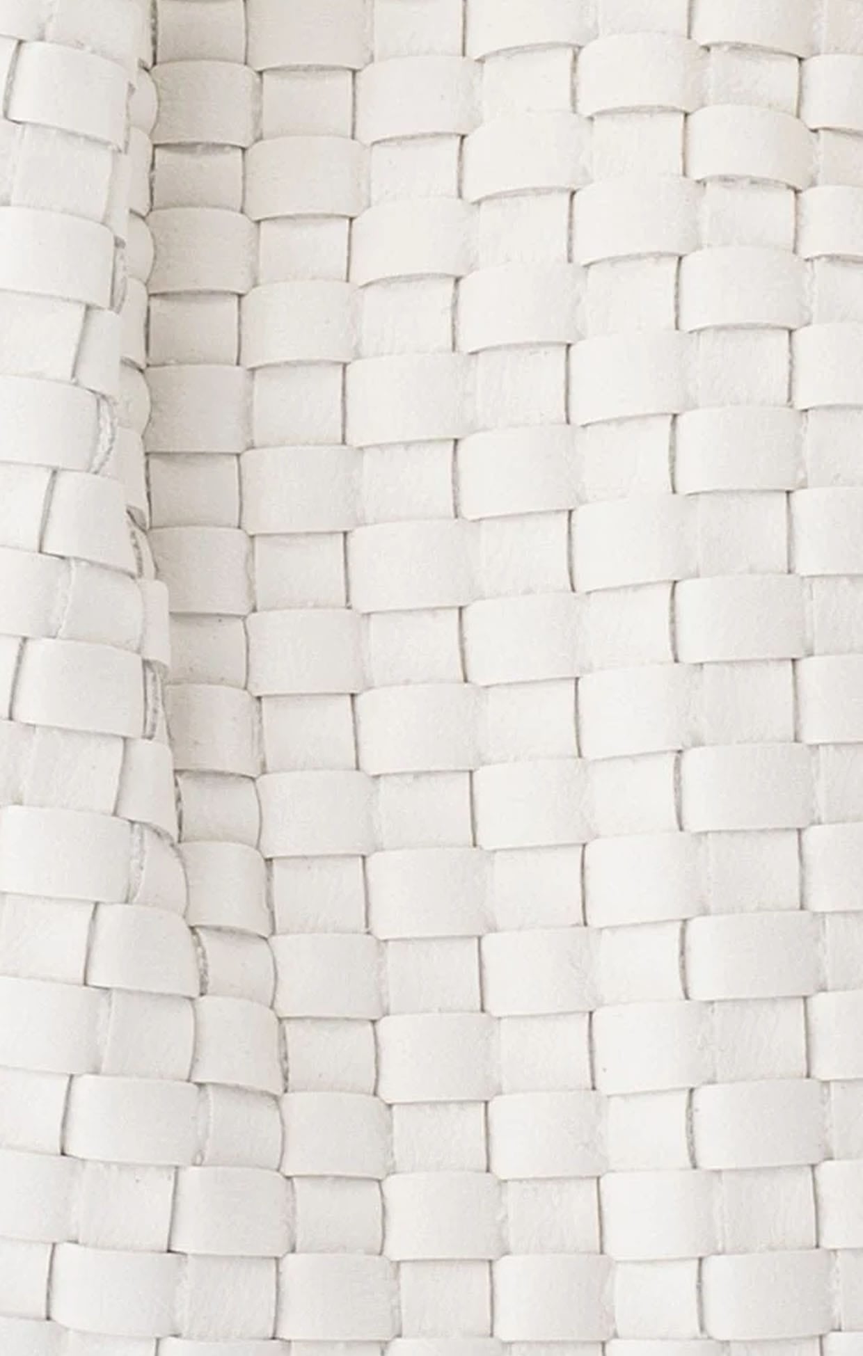 Bags OS / WHITE MARTINIQUE WOVEN CLUTCH IN WHITE