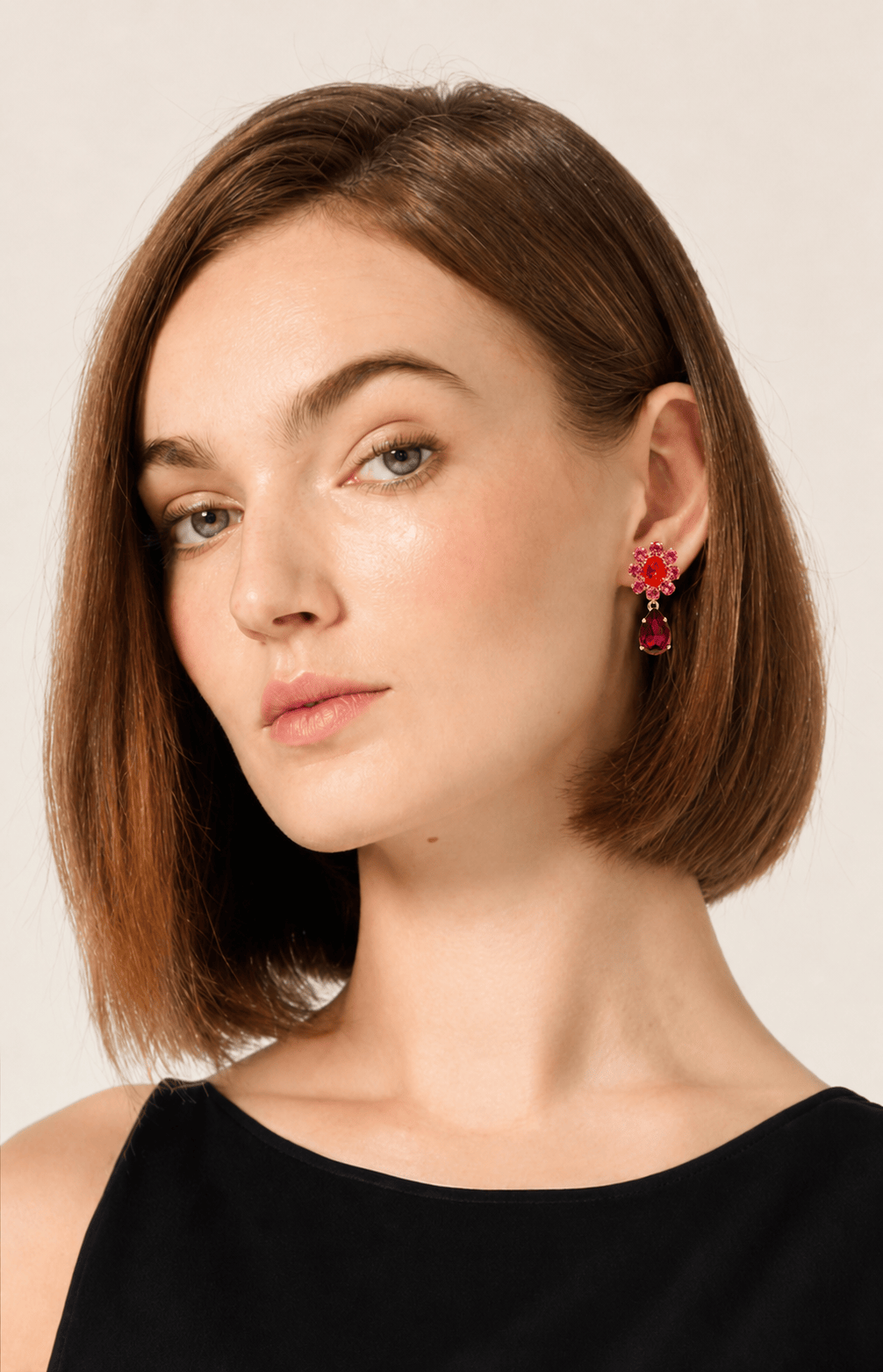 ACCESSORIES Earrings OS / RUBY FUCHSIA ZURICH EARRINGS IN RUBY FUCHSIA