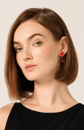 ACCESSORIES Earrings OS / RUBY FUCHSIA ZURICH EARRINGS IN RUBY FUCHSIA