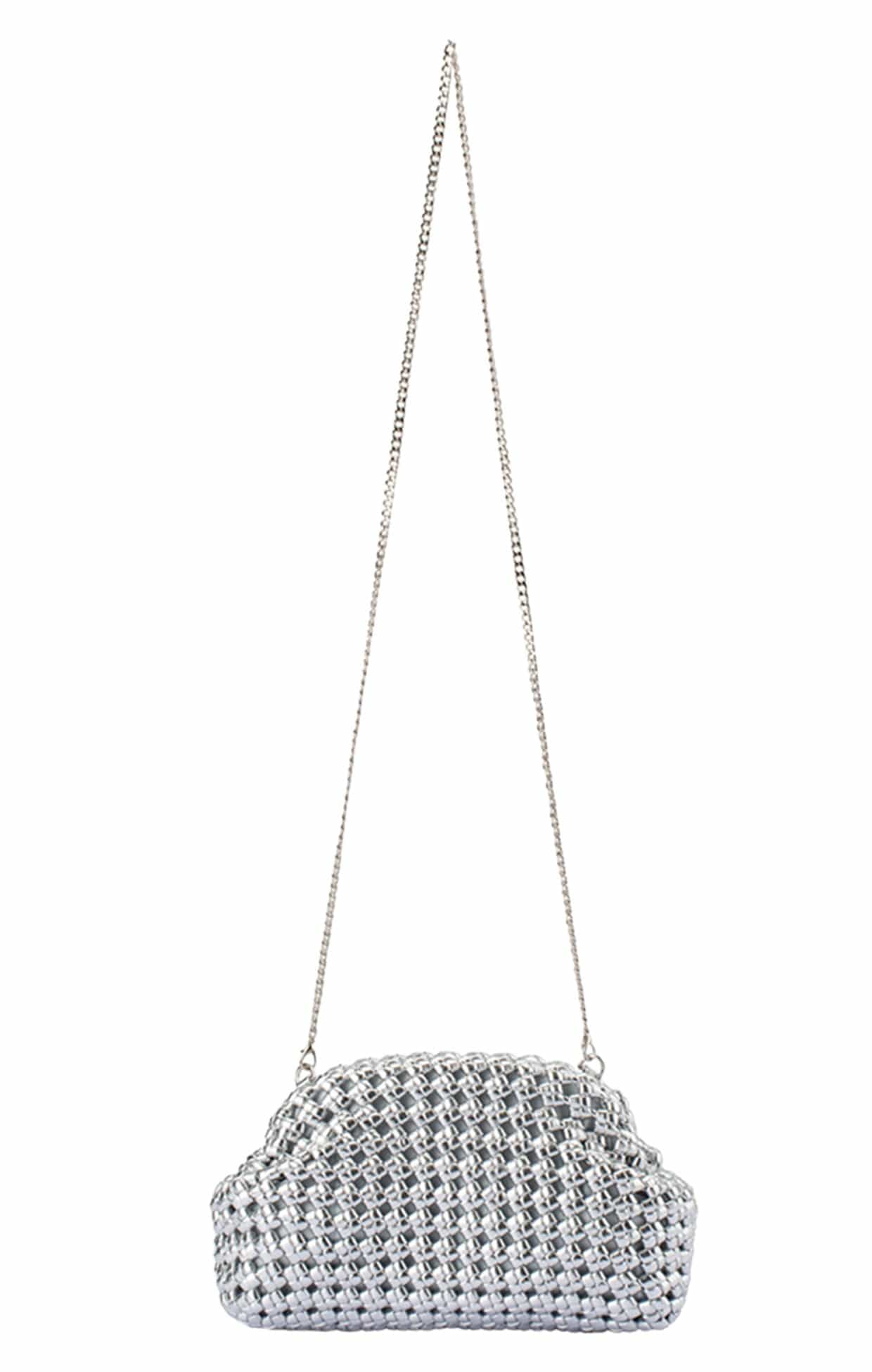 Bags OS / SILVER EVERLY HAND WOVEN CLUTCH BAG IN SILVER