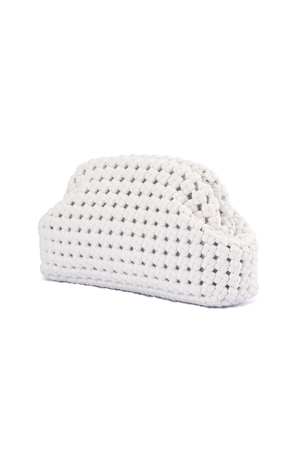 Bags OS / WHITE EVERLY HAND WOVEN CLUTCH BAG IN WHITE