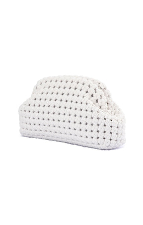 Bags OS / WHITE EVERLY HAND WOVEN CLUTCH BAG IN WHITE