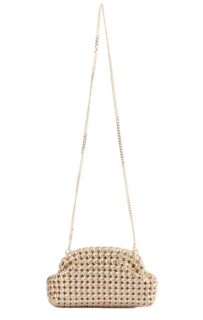 Bags OS / GOLD EVERLY HAND WOVEN CLUTCH BAG IN GOLD