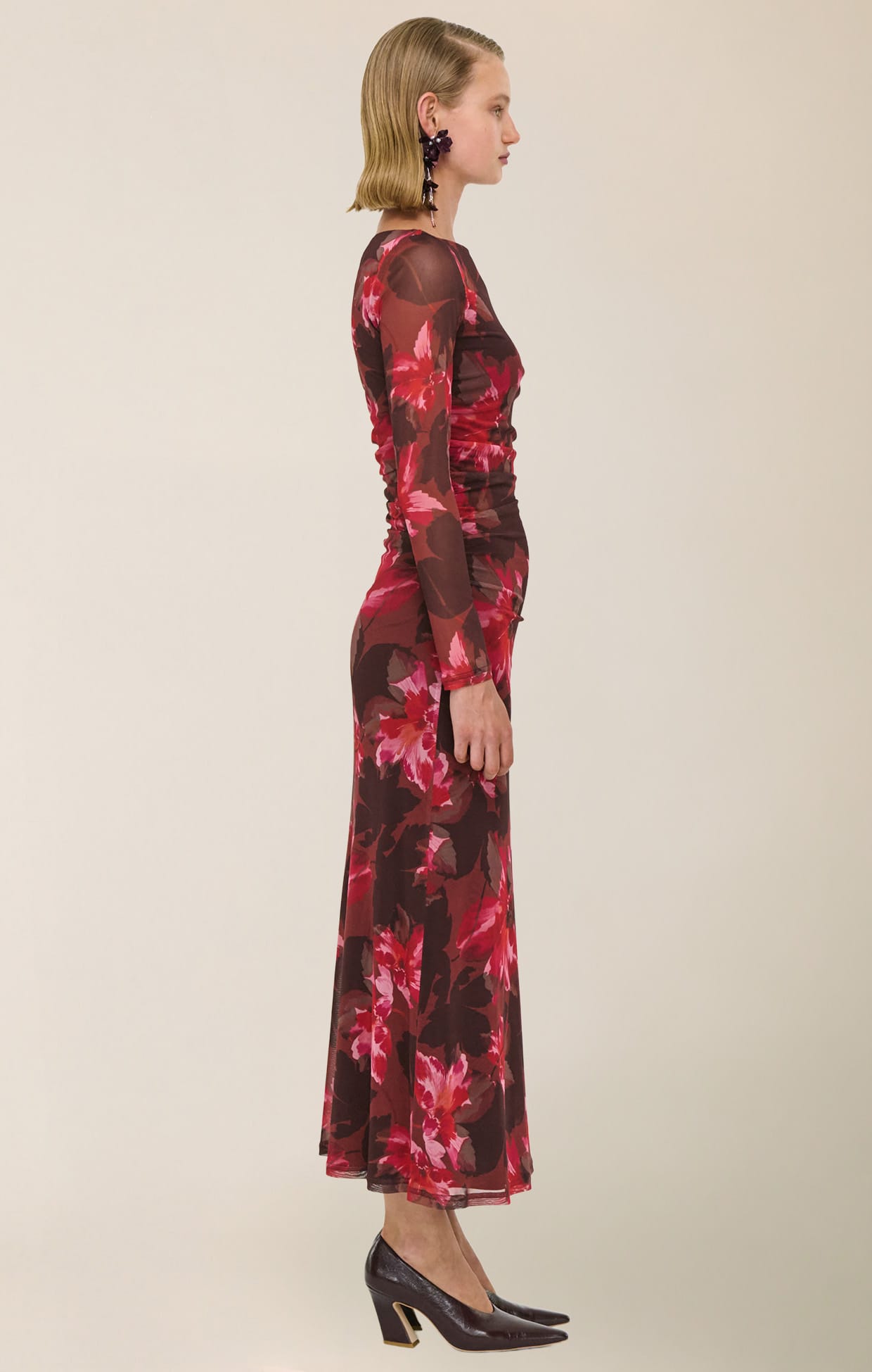 Dresses AMYRA MESH DRESS IN BORDEAUX GARDEN