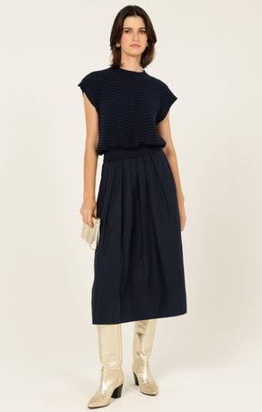 BUBBLE KNIT TOP IN NAVY