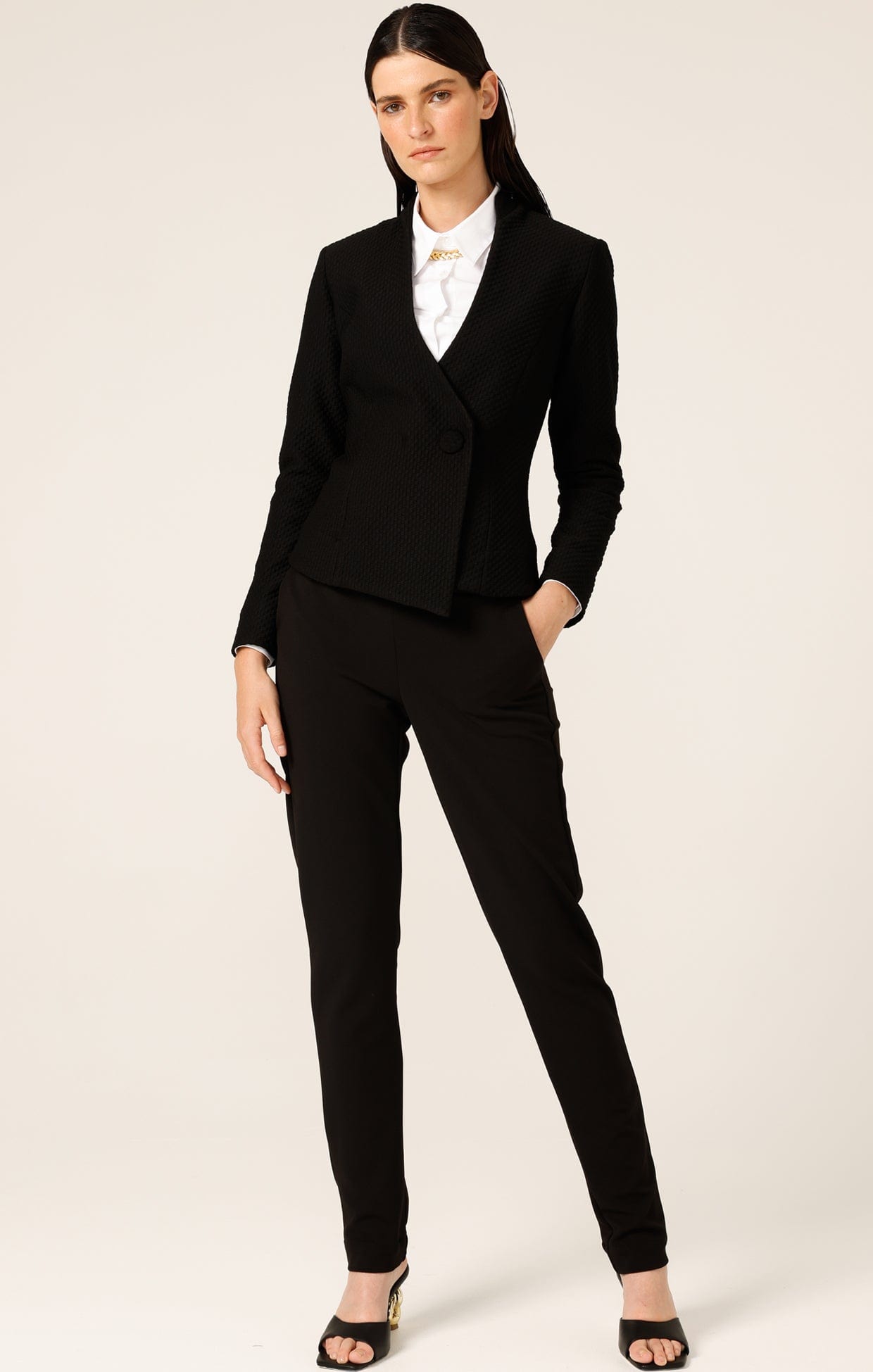 Pants Multi Occasion TAPERED LEG PANT IN BLACK